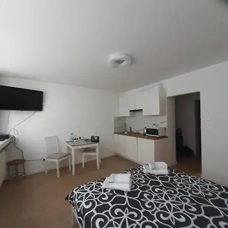 Apartment Lubmarex 1 Aleja Solidarnosci 71 Warsaw